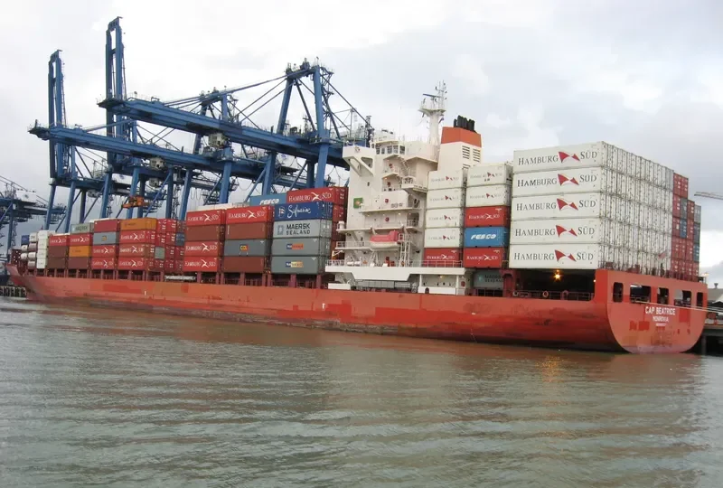 IRENES RYTHM Container Ship IMO 9330537 photo 10