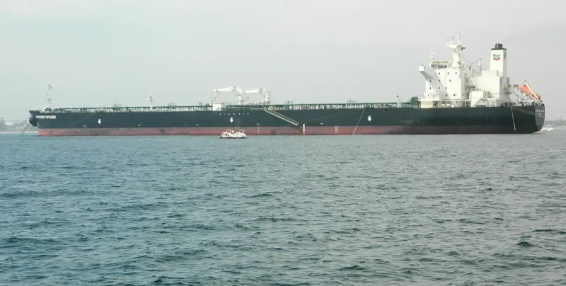 AFRAPEARL Tanker IMO 9330604 photo 9