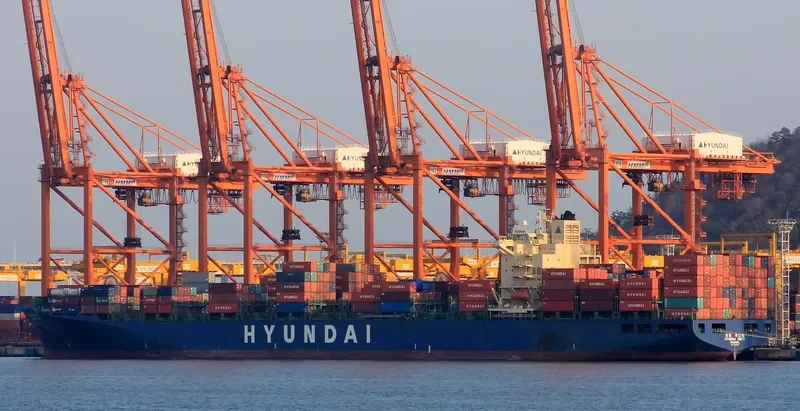 HYUNDAI UNITY Container Ship IMO 9330719 photo 5