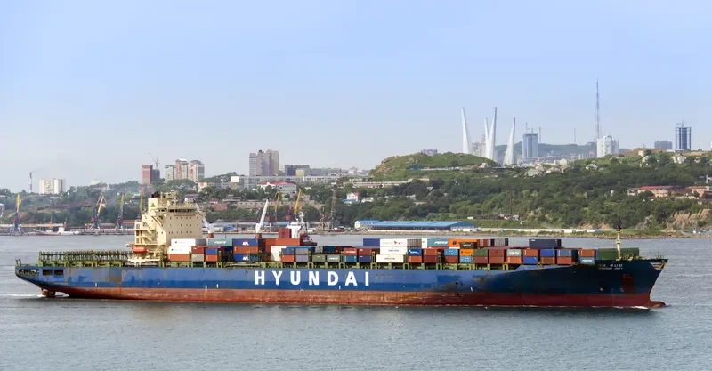 HYUNDAI UNITY Container Ship IMO 9330719 photo 7