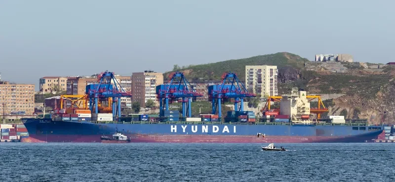 HYUNDAI UNITY Container Ship IMO 9330719 photo 8