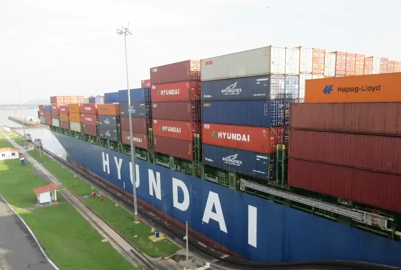 HYUNDAI GRACE Container Ship IMO 9330721 photo 7