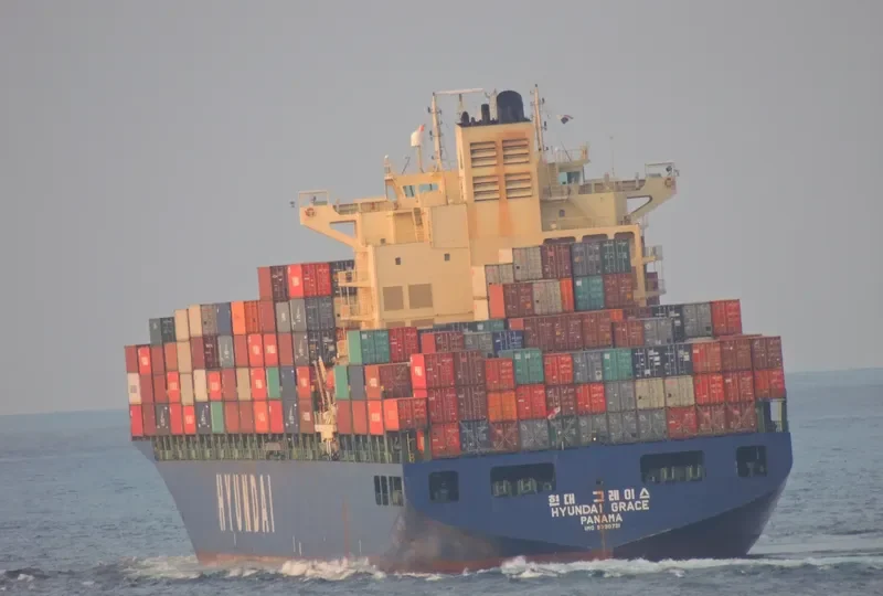 HYUNDAI GRACE Container Ship IMO 9330721 photo 8