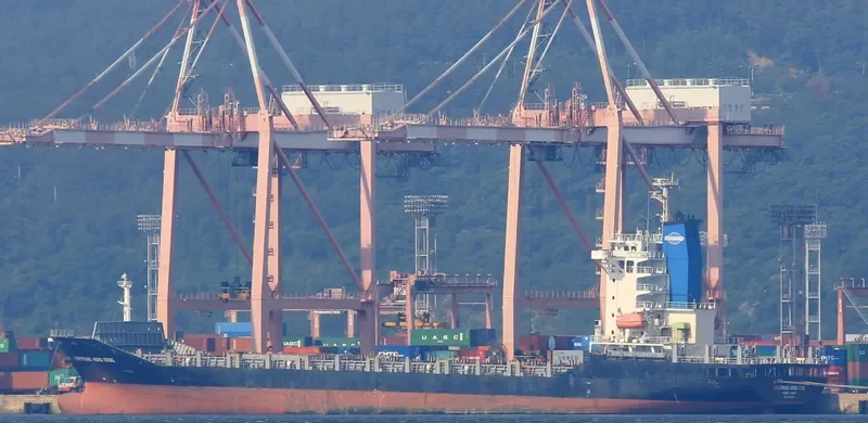 SINOTRANS HONG KONG Container Ship IMO 9330769 photo 2