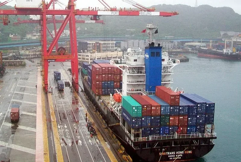 SINOTRANS HONG KONG Container Ship IMO 9330769 photo 9