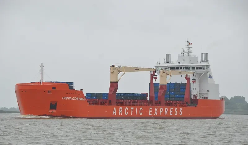 NORILSKIY NICKEL Container Ship IMO 9330836 photo 4