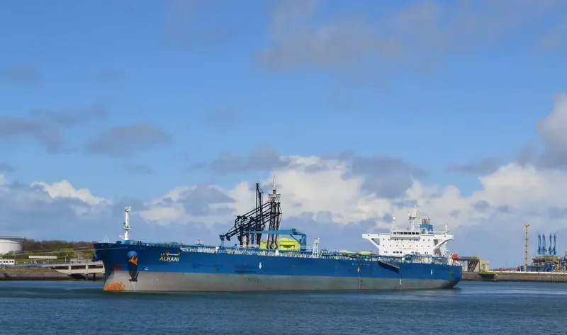 ALHANI Tanker IMO 9331153 photo 10