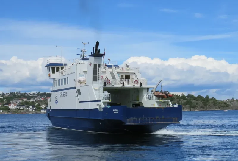 KRAGERO Ro-Ro IMO 9331373 photo 2