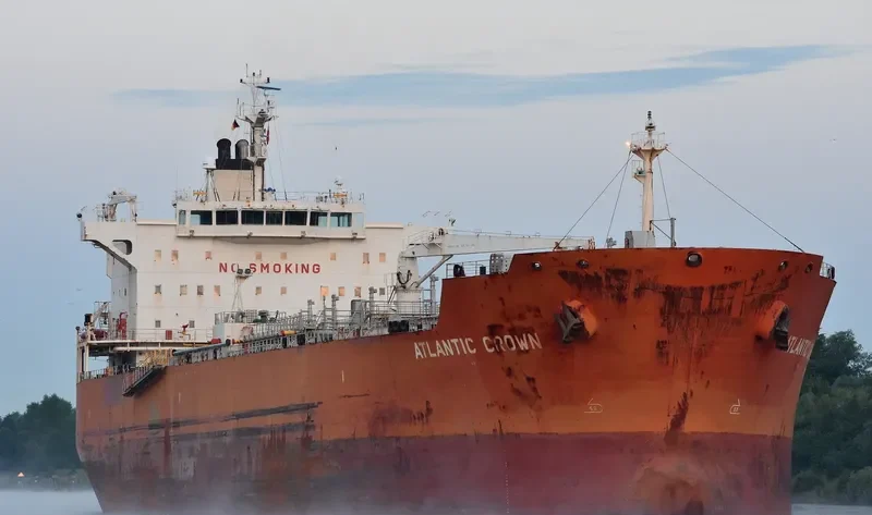 ATLANTIC CROWN Tanker IMO 9332169 photo 3