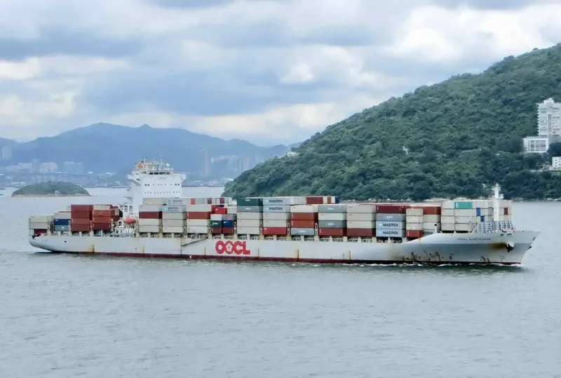 OOCL AUSTRALIA Container Ship IMO 9332200 photo 8