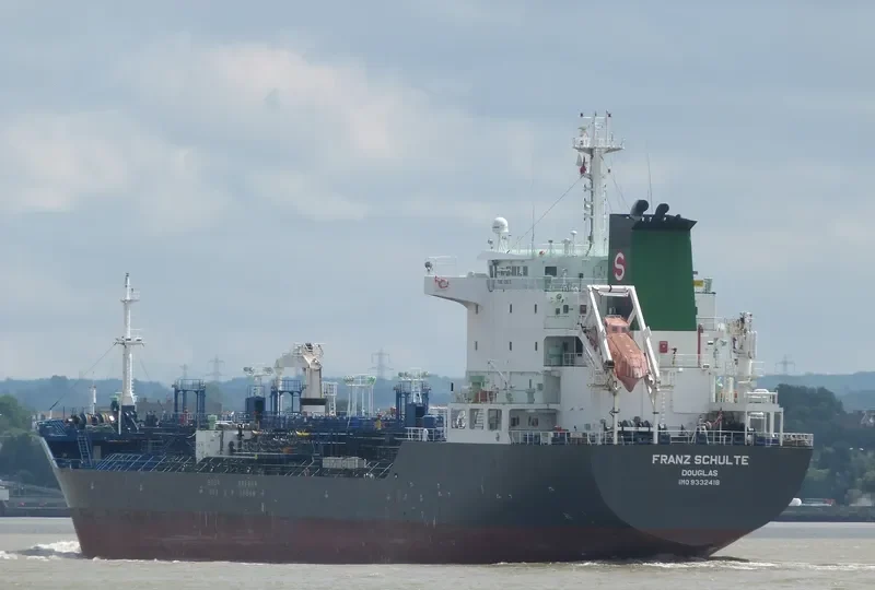 NEW STAR Tanker IMO 9332418 photo 7