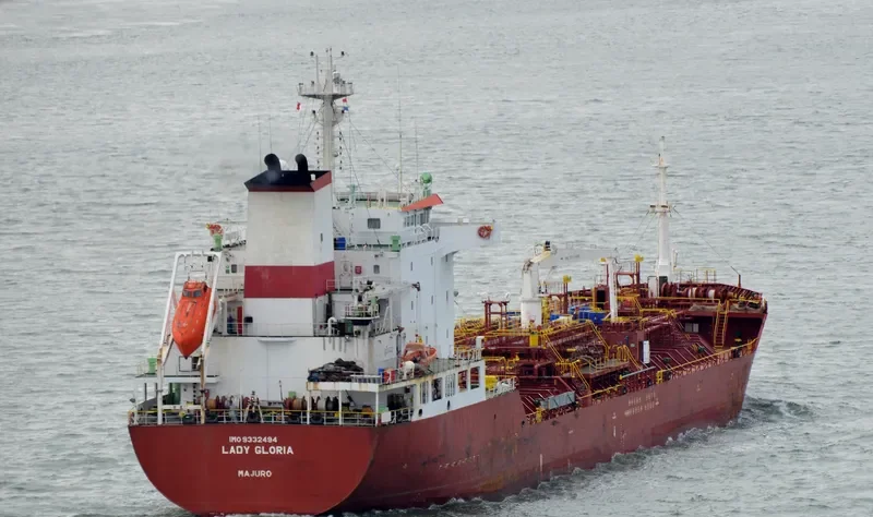 ARNHEM Tanker IMO 9332494 photo 2