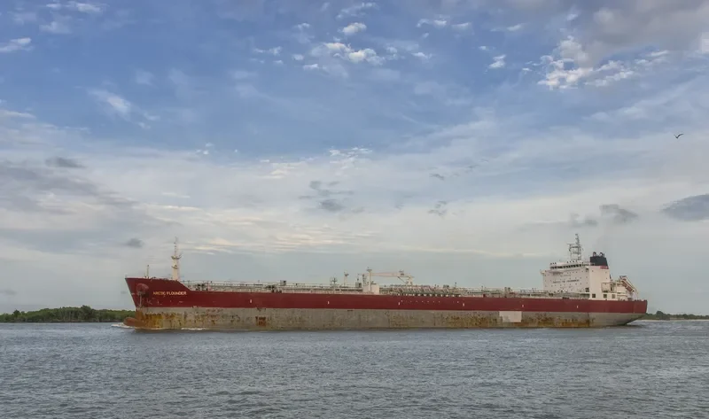 ARCTIC FLOUNDER Tanker IMO 9332638 photo 3