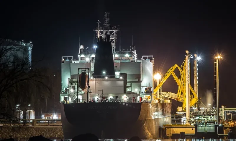 ARCTIC FLOUNDER Tanker IMO 9332638 photo 4