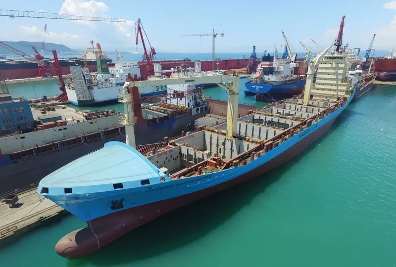 MAERSK REGENSBURG Container Ship IMO 9332676 photo 6