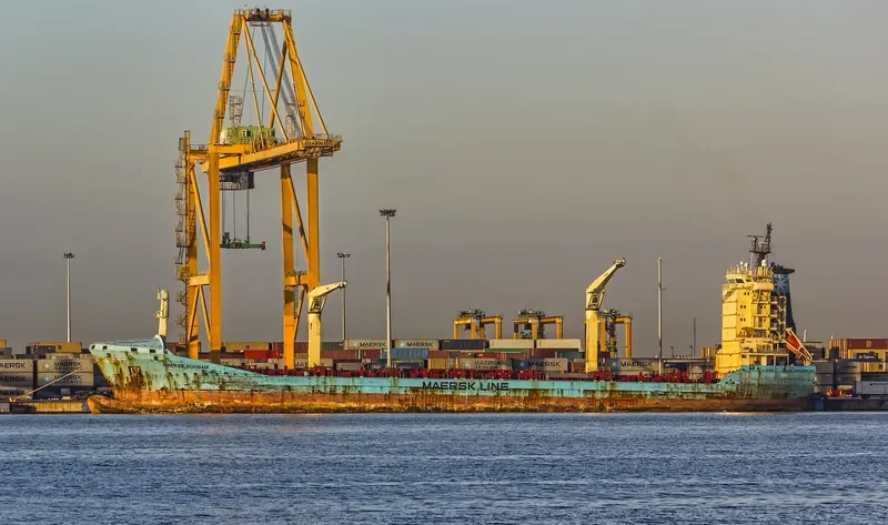 MAERSK ROUBAIX Container Ship IMO 9332688 photo 7