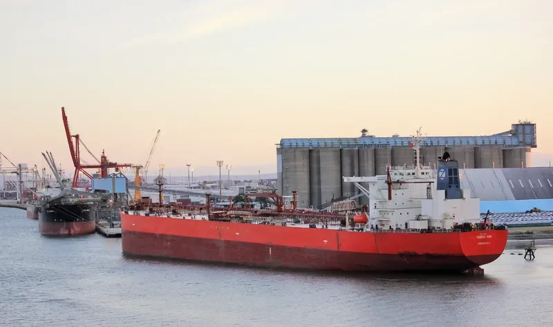 TAURUS SUN Tanker IMO 9332822 photo 7