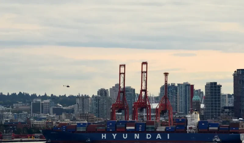 HYUNDAI LONG BEACH Container Ship IMO 9332884 photo 5