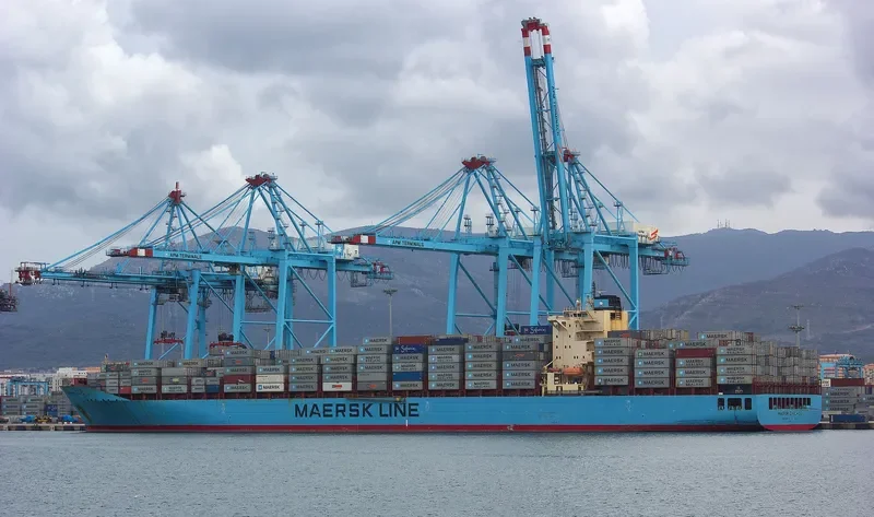 MAERSK CHICAGO Container Ship IMO 9332975 photo 7