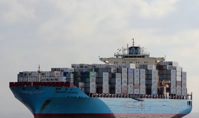 MAERSK KENSINGTON Container Ship IMO 9333010