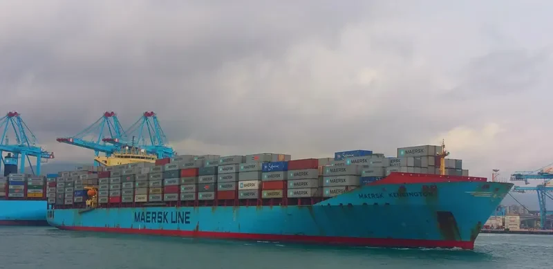 MAERSK KENSINGTON Container Ship IMO 9333010 photo 4
