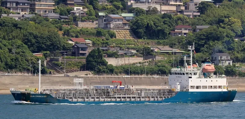 SUN PRINCESS Tanker IMO 9333113 photo 9