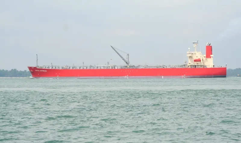 RIVIERA II Tanker IMO 9333242 photo 9