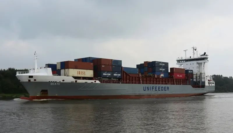 BEATE Container Ship IMO 9333345 photo 2