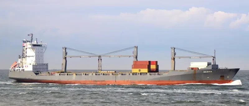 VALDIVIA Container Ship IMO 9333395 photo 6