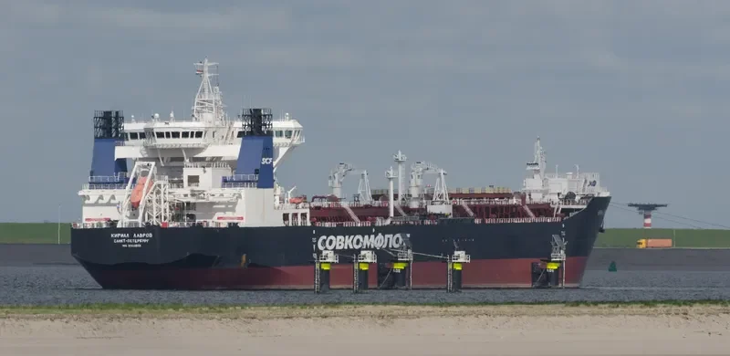 KIRILL LAVROV Tanker IMO 9333682 photo 8