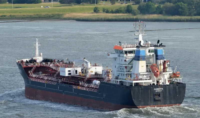 CHIBERTA Tanker IMO 9333814 photo 9