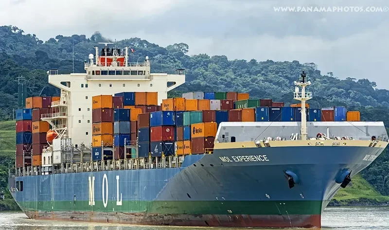 MOL EXPERIENCE Container Ship IMO 9333838 photo 5