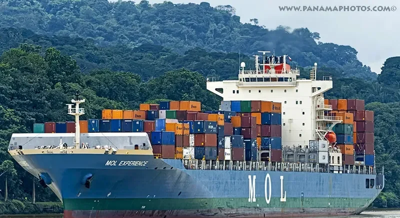 MOL EXPERIENCE Container Ship IMO 9333838 photo 7