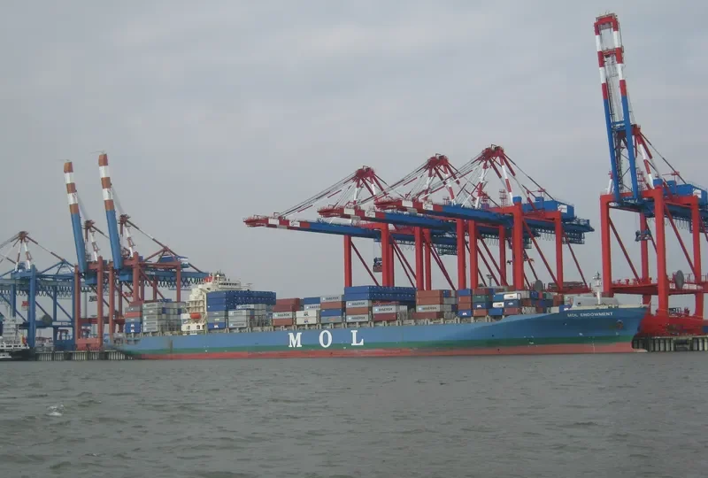 MOL ENDOWMENT Container Ship IMO 9333852 photo 8