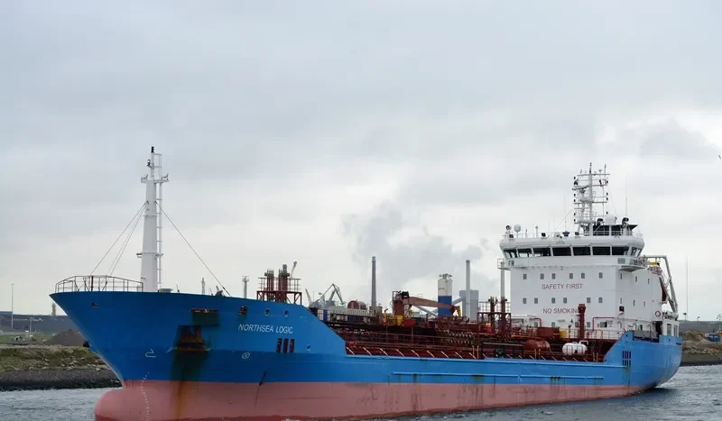 NORTHSEA LOGIC Tanker IMO 9334301 photo 4