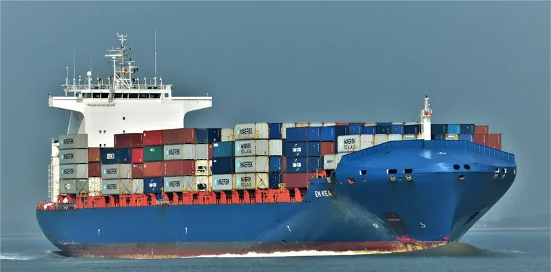 EM KEA Container Ship IMO 9334351 photo 5