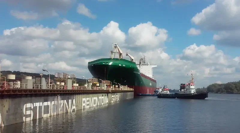 PORT GDYNIA Container Ship IMO 9334387 photo 5