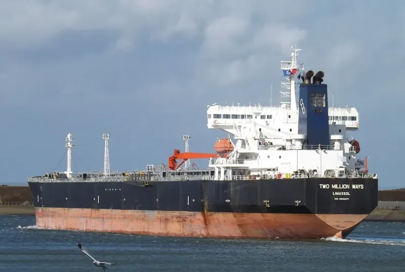 TWO MILLION WAYS Tanker IMO 9334571 photo 6