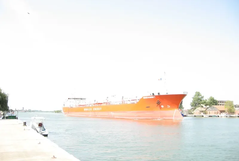 MAKHAMBET Tanker IMO 9334612 photo 8