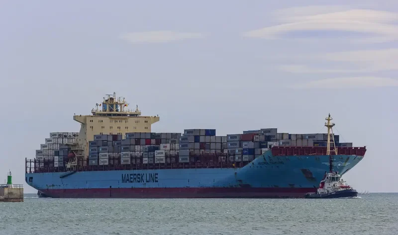 MAERSK TAIKUNG Container Ship IMO 9334662 photo 3