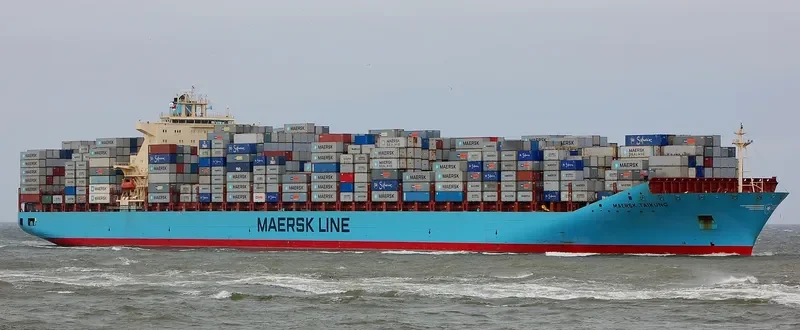 MAERSK TAIKUNG Container Ship IMO 9334662 photo 10