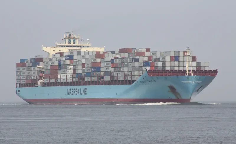 MAERSK TAURUS Container Ship IMO 9334674