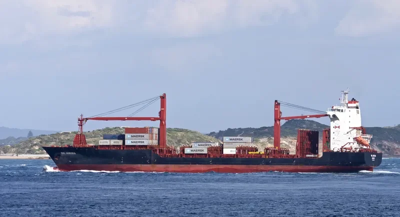 RHL AURORA Container Ship IMO 9334832 photo 8