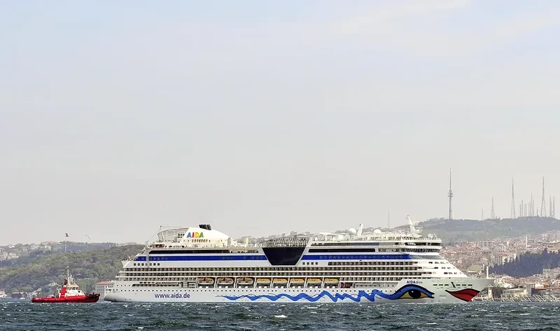 AIDADIVA Passenger Ship IMO 9334856 photo 2