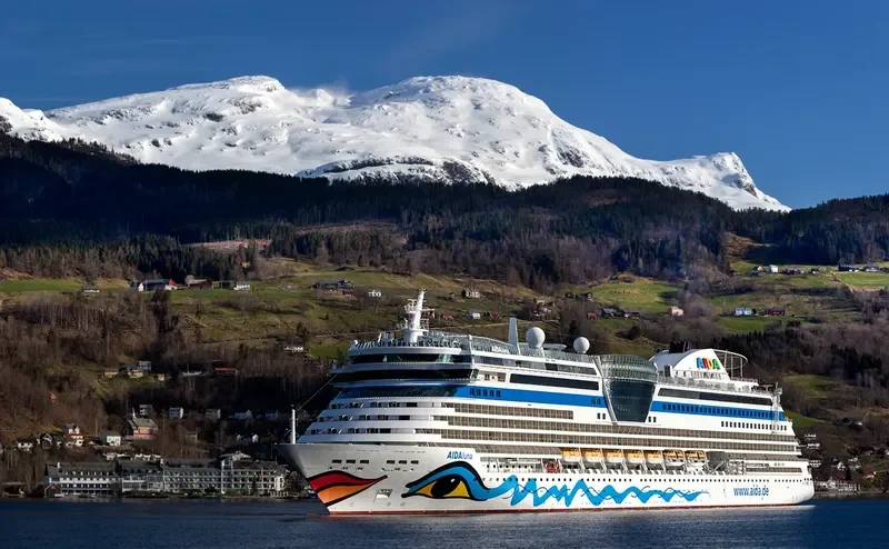 AIDALUNA Passenger Ship IMO 9334868
