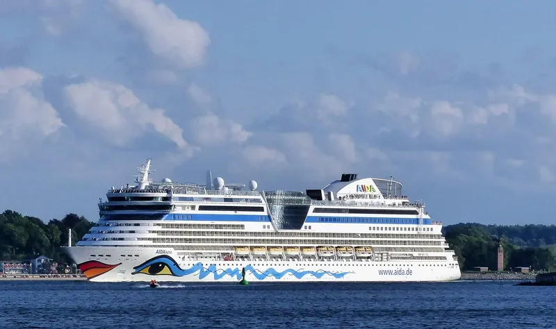 AIDALUNA Passenger Ship IMO 9334868 photo 7