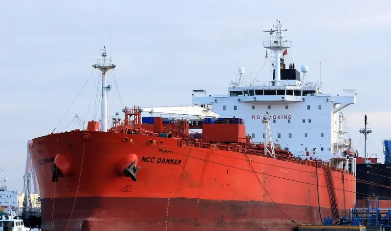 NCC DAMMAM Tanker IMO 9335056 photo 4