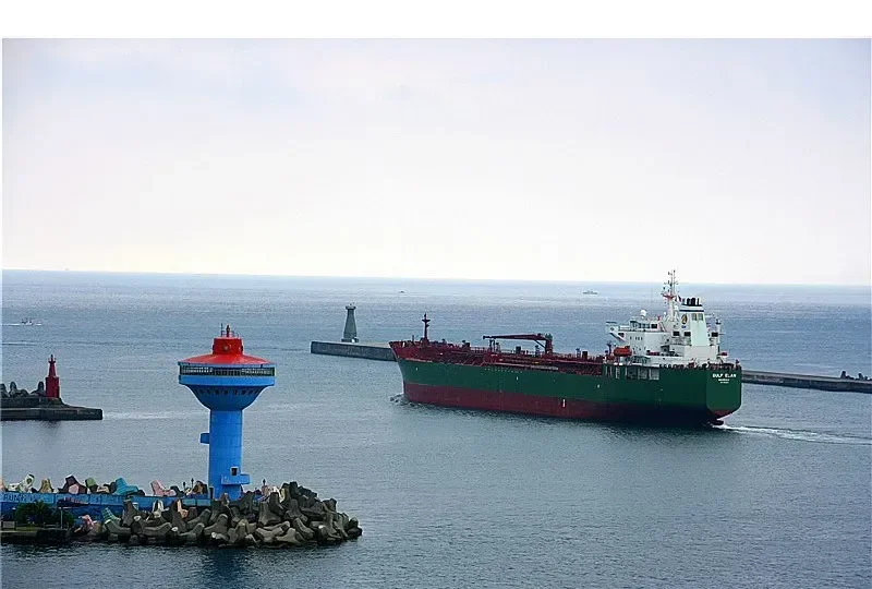 GULF ELAN Tanker IMO 9335109 photo 10