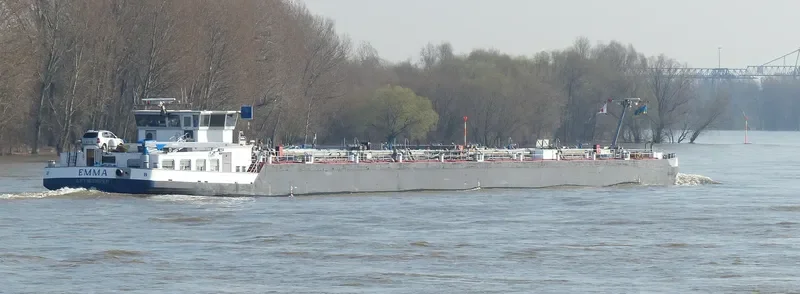 EMMA Tanker IMO 9335757 photo 2