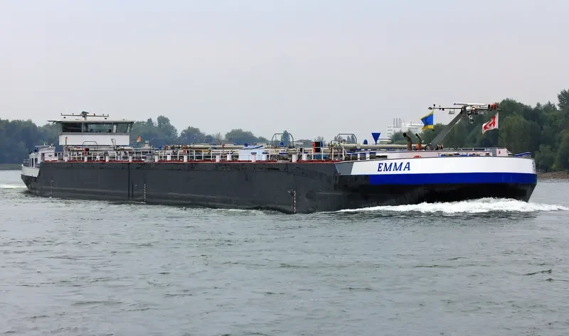 EMMA Tanker IMO 9335757 photo 9